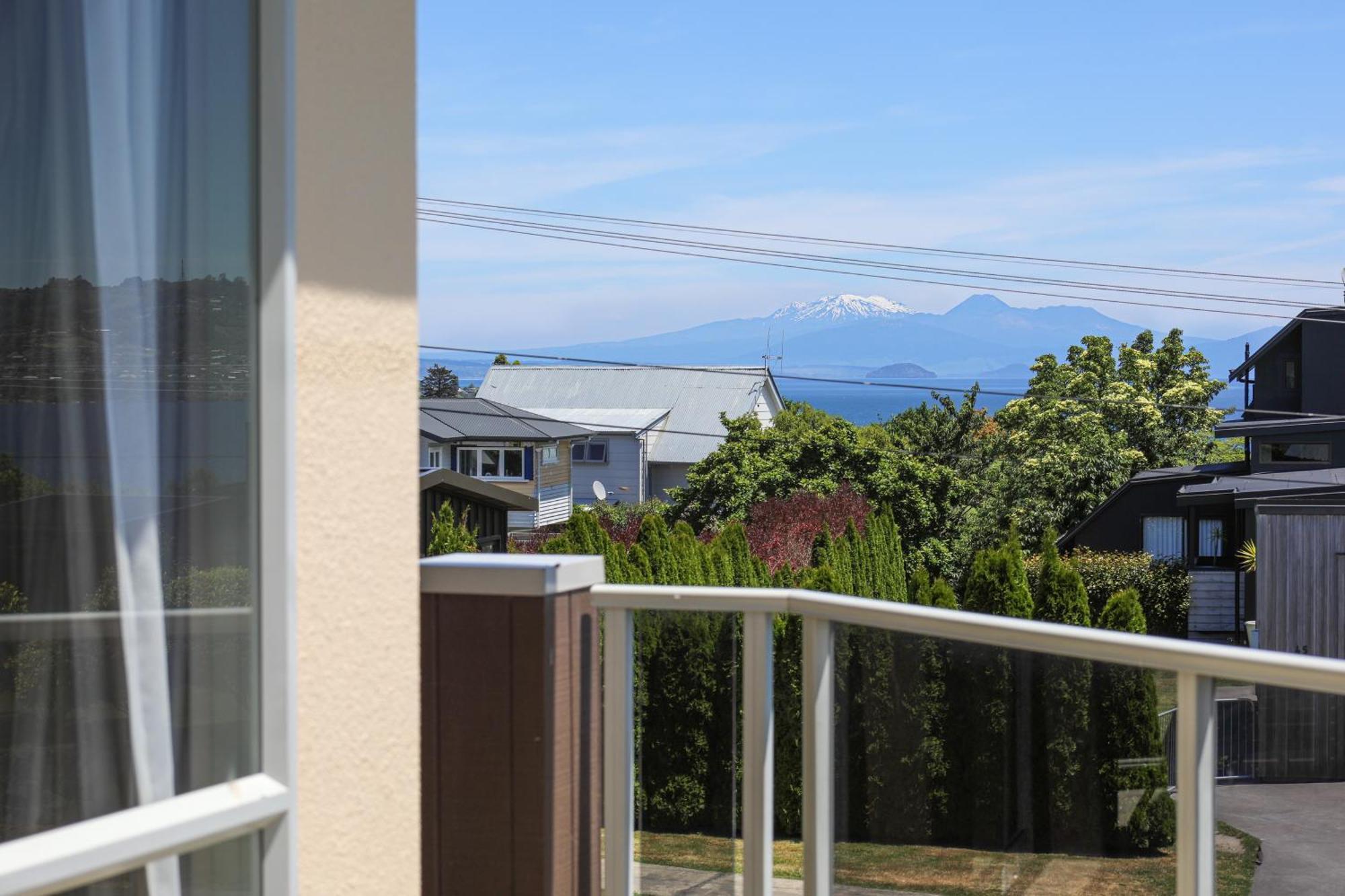 Top Of The Lake - Taupo Exterior photo