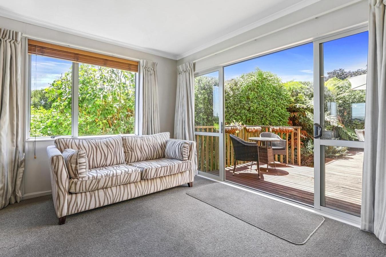 Top Of The Lake - Taupo Exterior photo