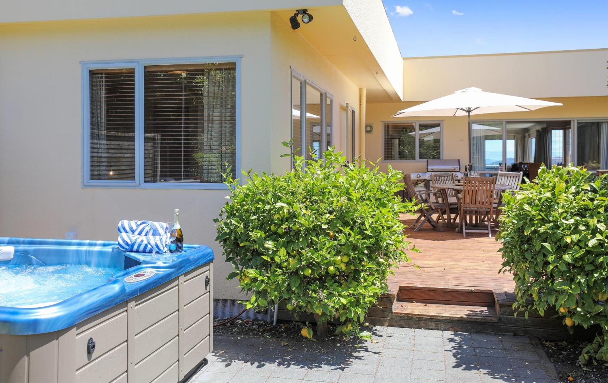 Top Of The Lake - Taupo Exterior photo